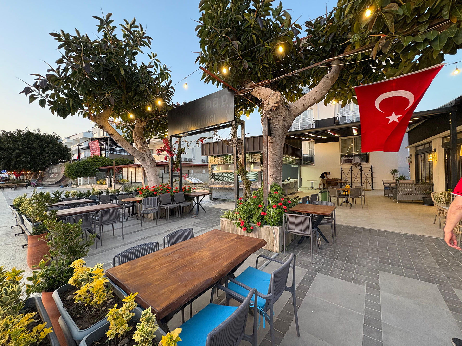 Sıralı Kebab Ocakbaşı Fethiye Çalış Plajı